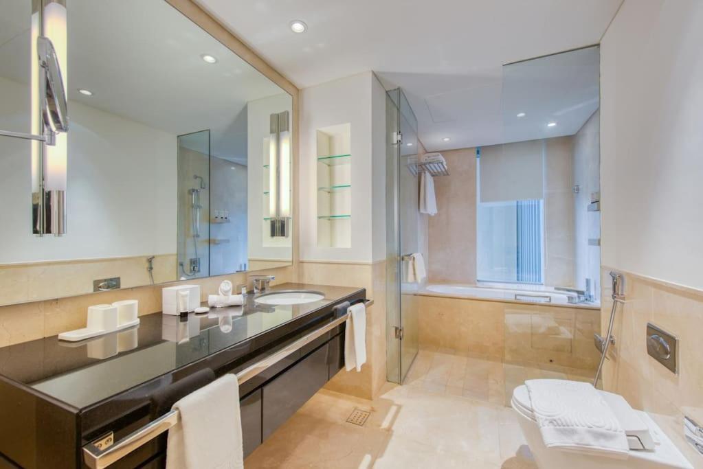 Superhost - Studios At Jw Marriott - The Address Dubai Marina Екстериор снимка